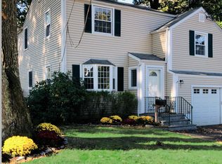 15 Patton Dr, Darien, CT 06820