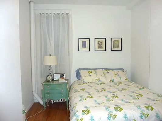 Rented by Chartwell Manhattan Realty | media 25