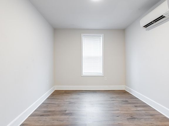 3rd image of 5742 Belmar St #2FB