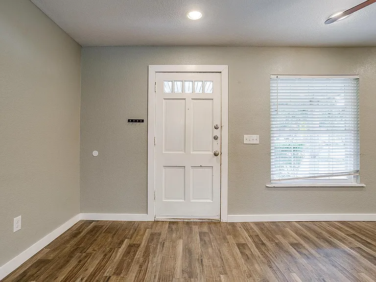3524 South Dr — Photo 8