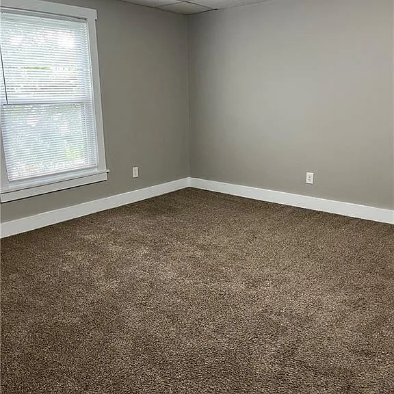 2132 Wayne Ave — Photo 15