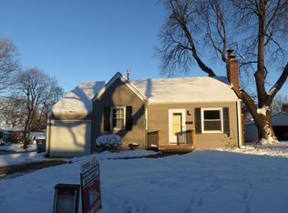 2419 37th St, Des Moines, IA 50310