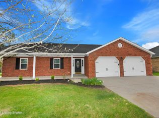 1026 Man O War Dr, Frankfort, KY 40601