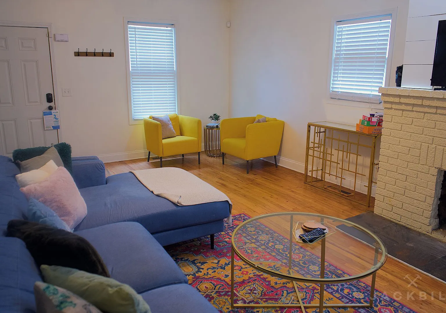 Beautifully renovated, 3 bed 1 bath home in Westview Neighborhood! On Beltline!! Ready for Septem... — Photo 3