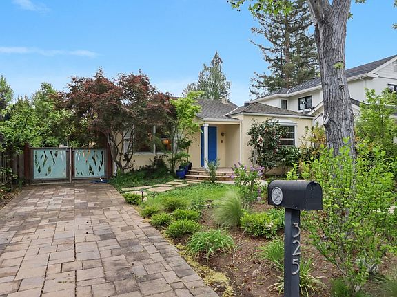 3rd image of 325 University Dr