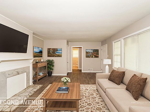 2nd image of 844 Vanderbilt St