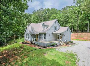 635 Jenny St, Selmer, TN 38375