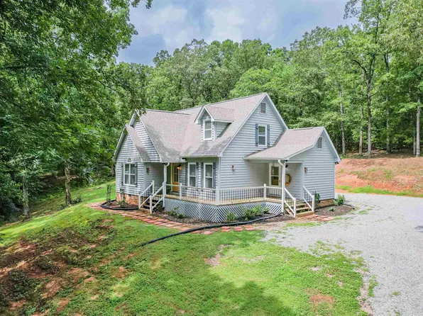 635 Jenny St, Selmer, TN 38375