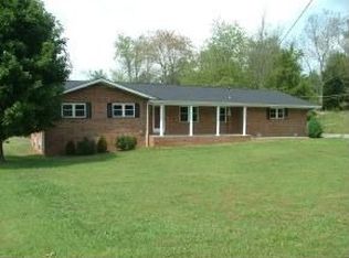 460 Meadowbrook Rd, Afton, TN 37616