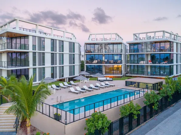 106 Inlet Way APT 103, Palm Beach Shores, FL 33404