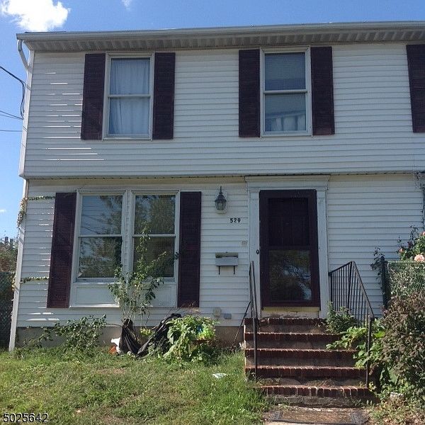 1st image of 527-529 Bergen St
