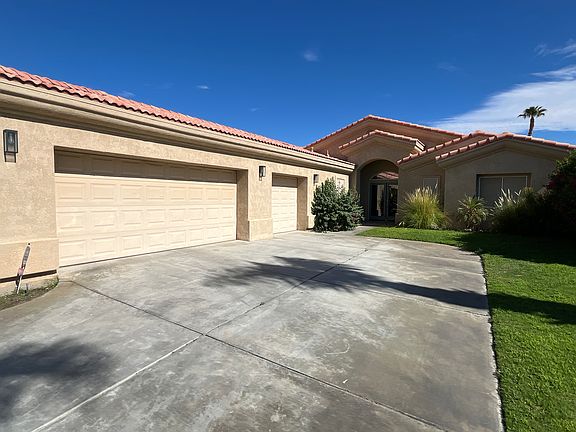 2nd image of 78270 Calico Glen Dr