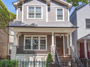 1306 W Barry Ave #2, Chicago, IL 60657