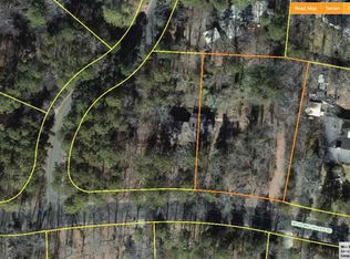 20 Highland Woods Rd, Chapel Hill, NC 27517