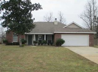 8903 Marguerite Dr, Ocean Springs, MS 39564