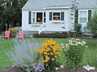 5670 Dyke St, Onekama, MI 49675