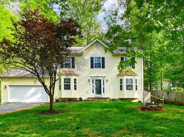 3605 Burton Rd, Bumpass, VA 23024