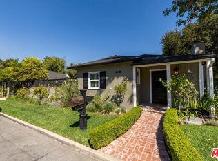 210 Ramona Pl, Pasadena, CA 91107