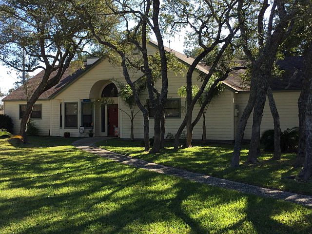 1st image of 102 Palo Pinto Dr