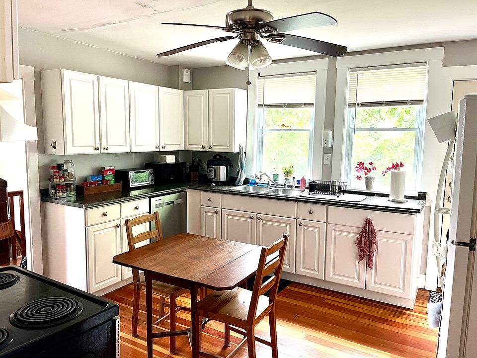 1st image of 79R Montvale Ave #2