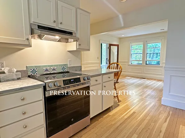 192 Melrose St Floor 1, Auburndale, MA 02466