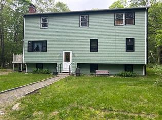 425 Stone Barn Rd, Pascoag, RI 02859