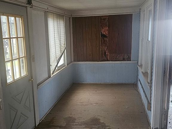 5th image of 311 N 19th Avenue