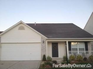 3240 Lakestream Dr, Columbus, IN 47201