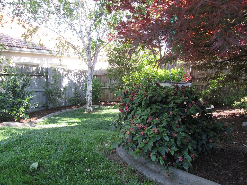 1st image of 1033 Southridge Dr