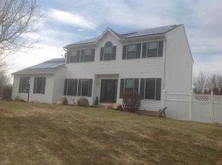 2 Knights Way, Albany, NY 12203