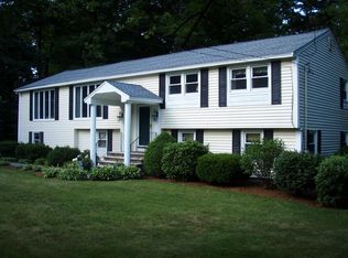 4 Ferren Dr, Billerica, MA 01821