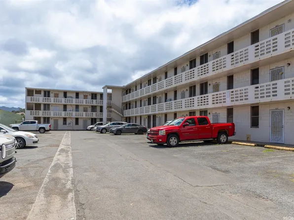 55 Walker Ave, Wahiawa, HI 96786