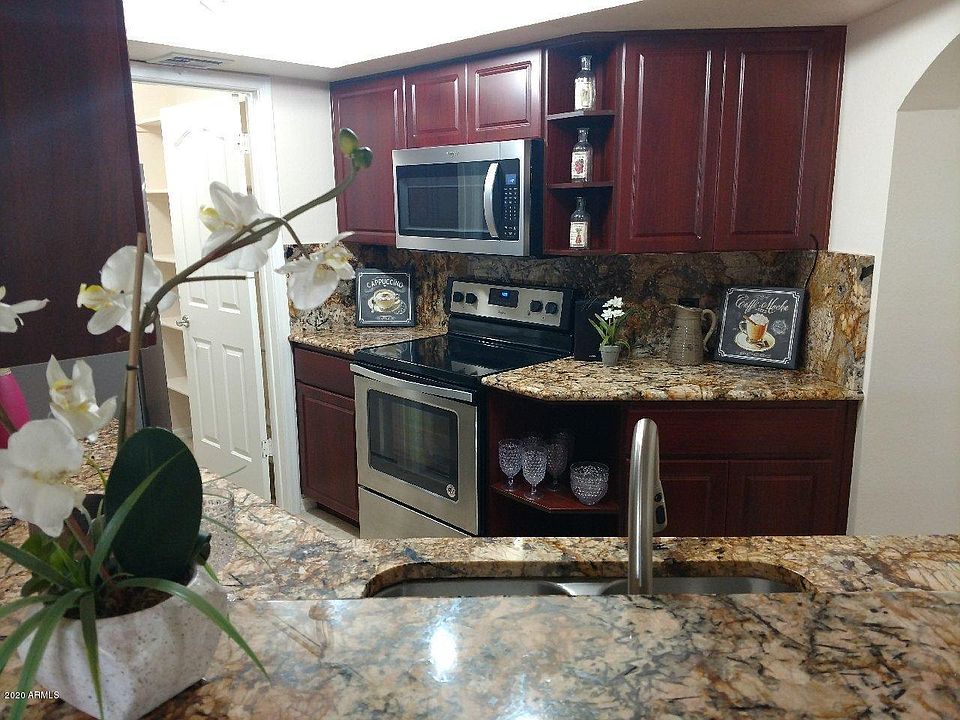 1st image of 5104 N 32nd St Unit 125