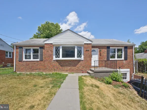 2908 Fairlawn St, Temple Hills, MD 20748