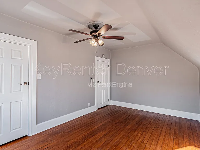 2105 W 31st Ave — Photo 27