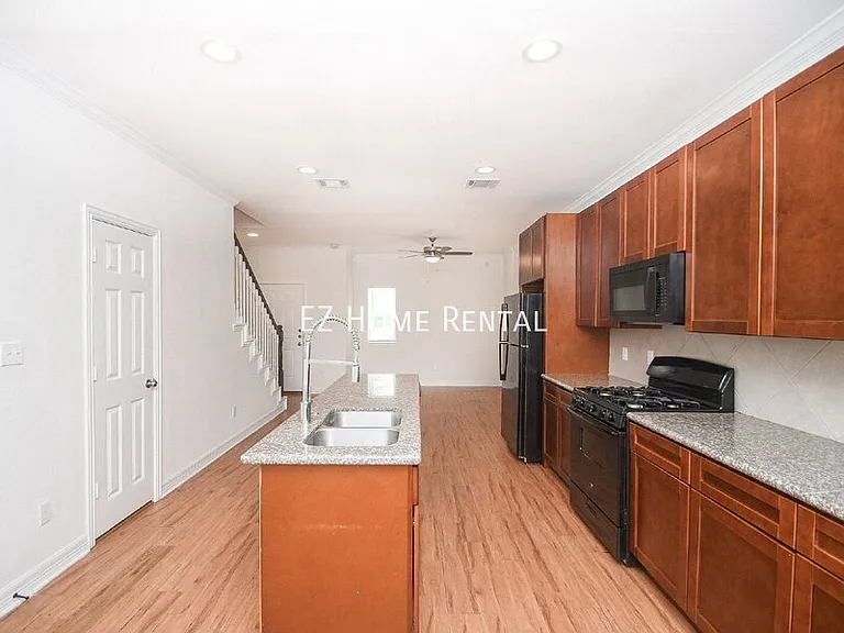 2407 Ferguson Way #1 — Photo 5