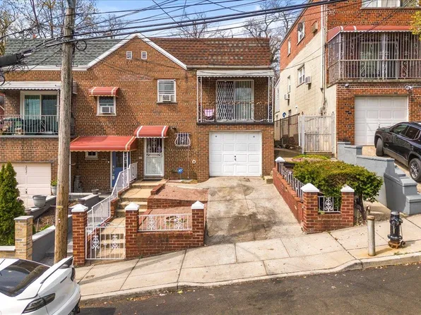 3833 Amundson Avenue, Bronx, NY 10466