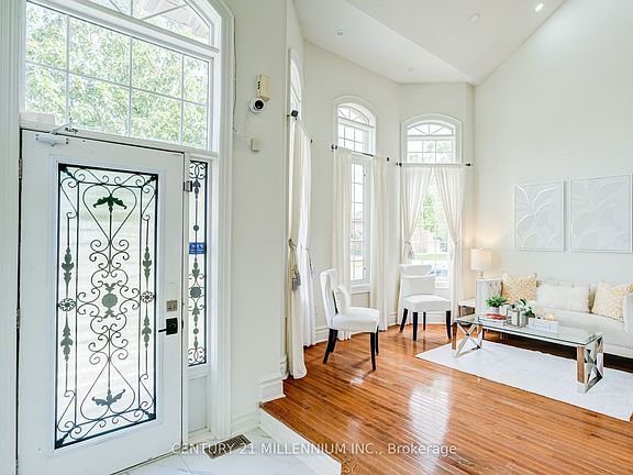 4th image of 102 Southlake Blvd