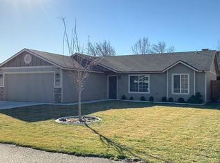 4185 W Grand Ronde Ave, Kennewick, WA 99336
