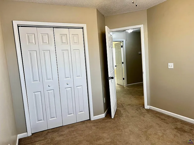 125 Faybrook Dr — Photo 24
