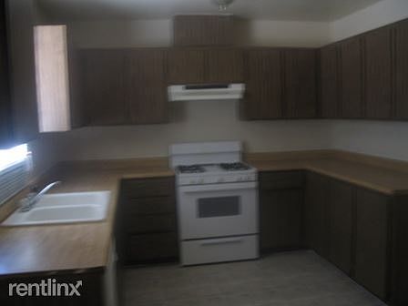 4th image of 1613 Cordoba Ln