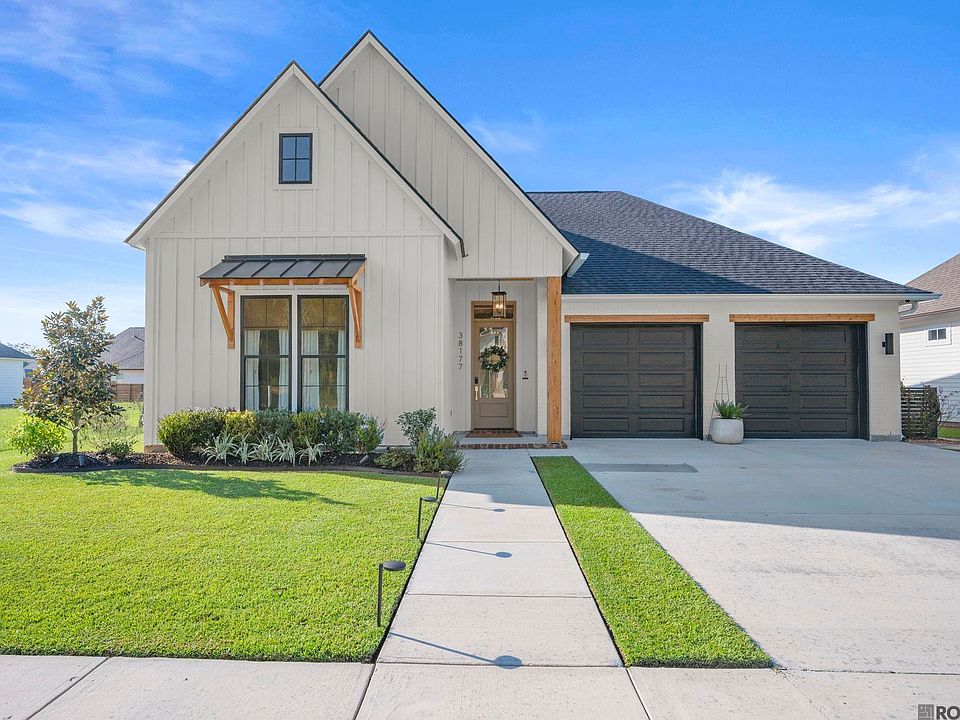 1st image of 38177 Woodland Trail Dr