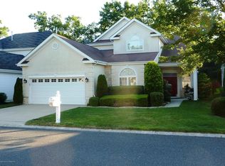 42 Cypress Point Ln, Jackson, NJ 08527