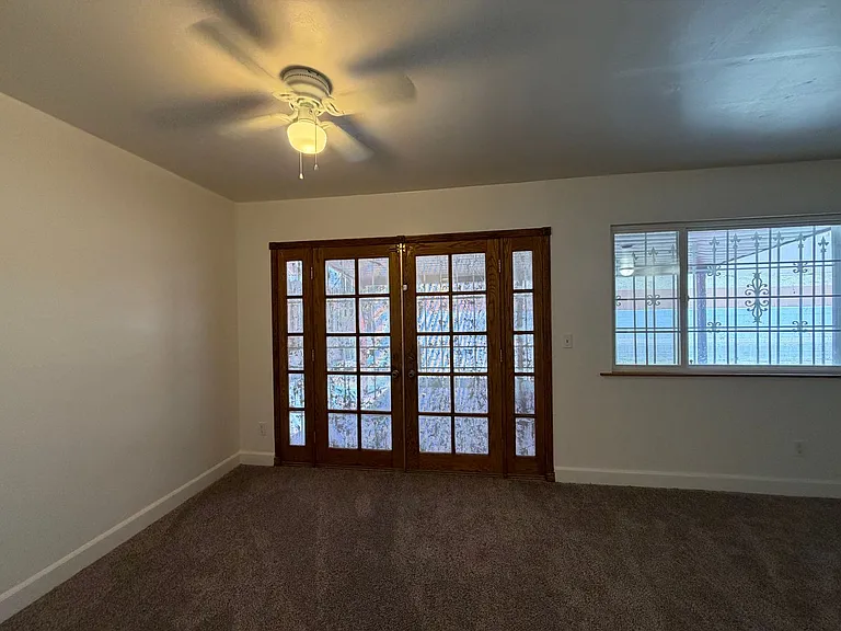424 Oakmont Dr — Photo 21
