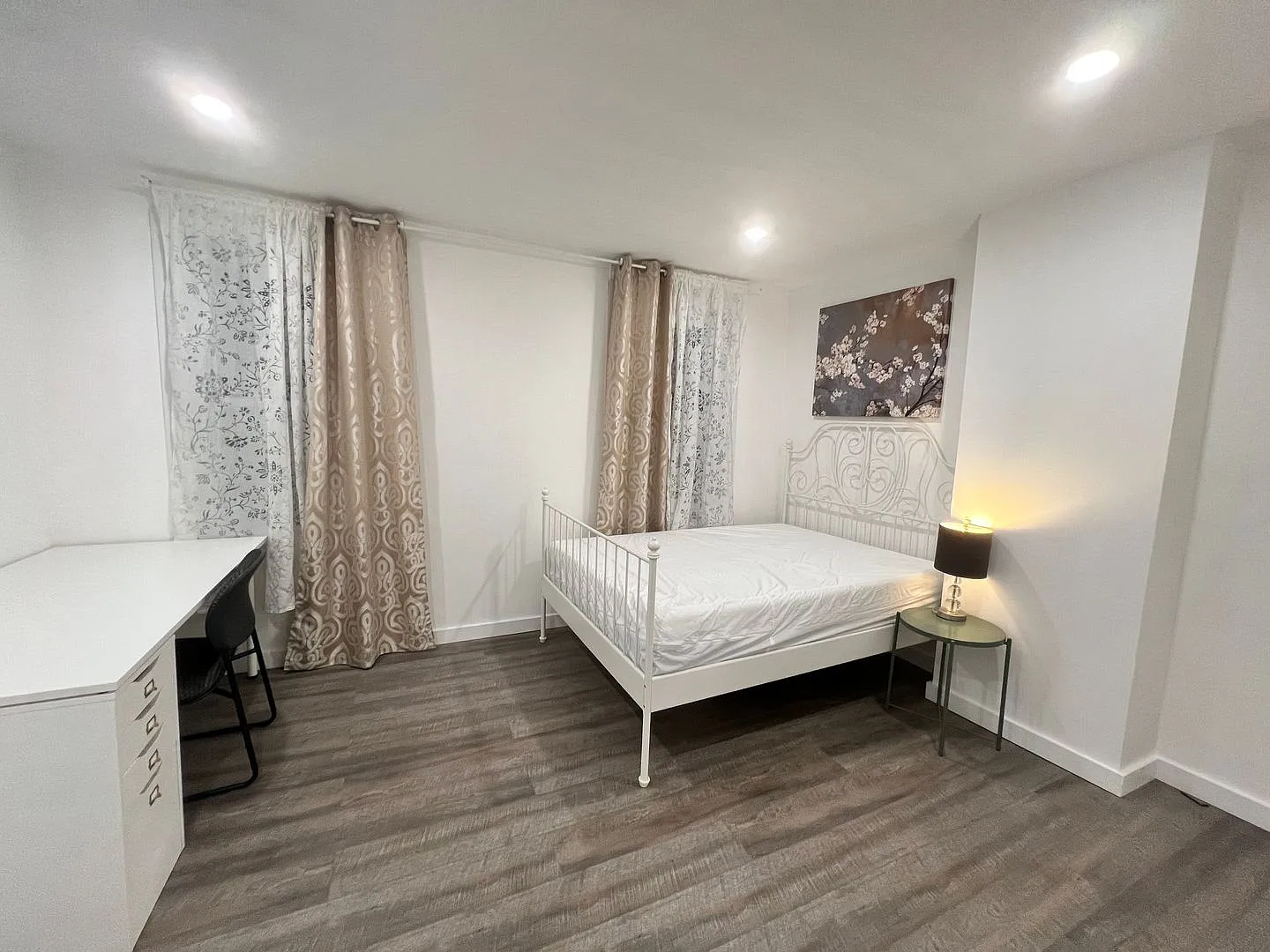 3727 Wallace St — Photo 2