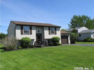 6266 Wynmoor Dr, Cicero, NY 13039