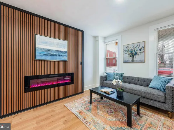 2514 Barclay St, Baltimore, MD 21218