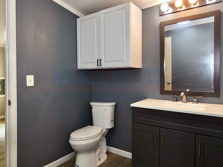 10635 Ford Rd — Photo 21