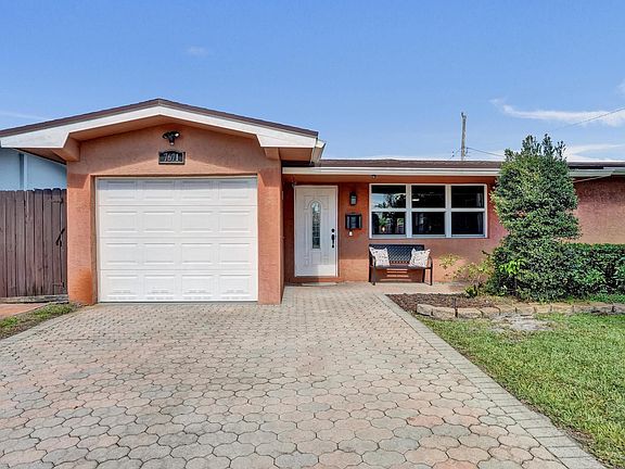 3rd image of 7671 NW 15th Court