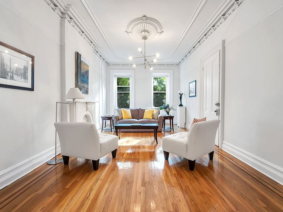1st image of 399 Sackett St APT 1